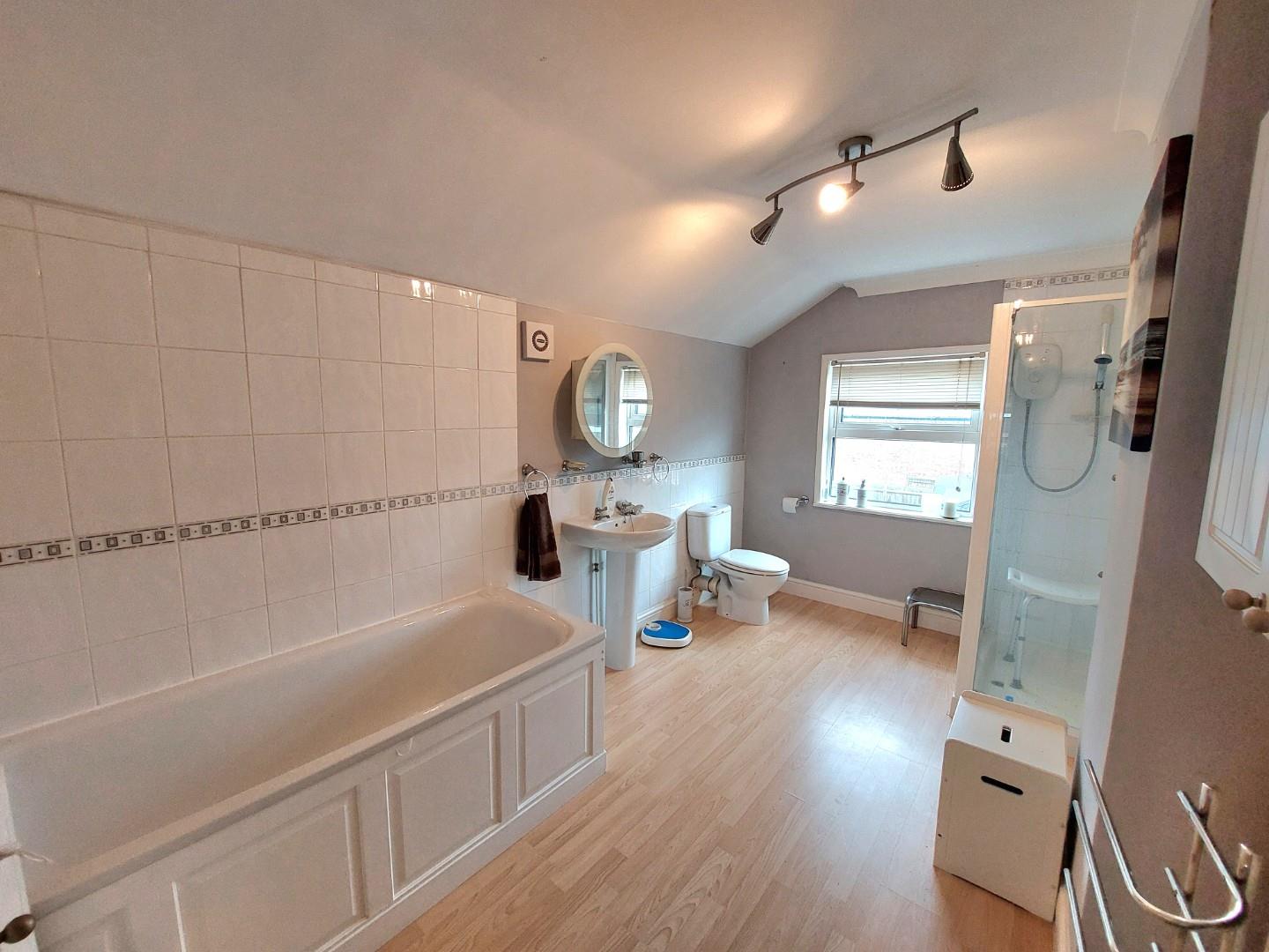 Wellingborough Road, Earls Barton O'Riordan Bond